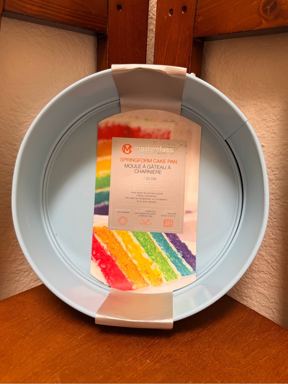 New..MasterClass Premium Bakeware 23 cm (9-inch) Springform Cake Pan.